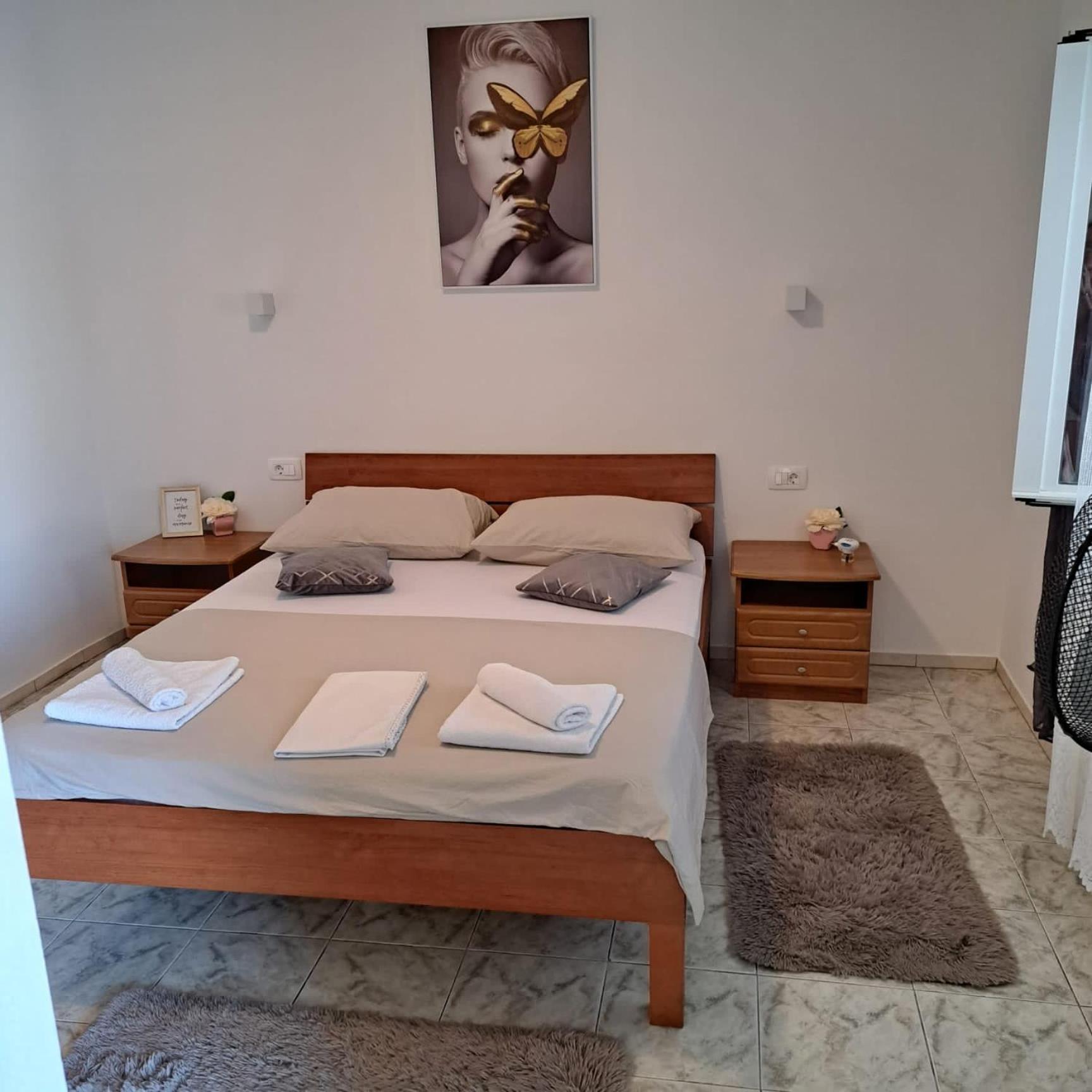 Iva Apartman Sa Bazenom Donji Zemunik Exteriör bild